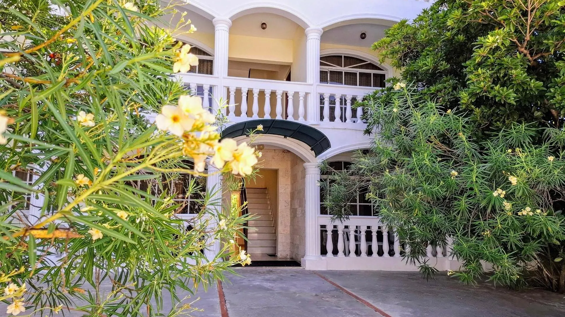 Costambar Beach Seaside Apartment Puerto Plata